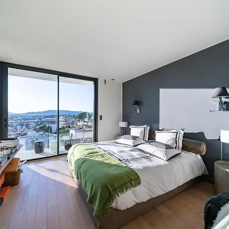 Contemporary Villa Sea View 8 Pers Le Cannet
