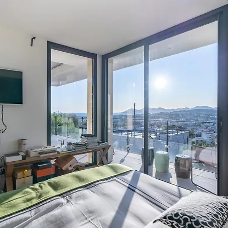 Contemporary Villa Sea View 8 Pers