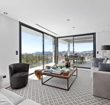 Contemporary Villa Sea View 8 Pers Вилла
